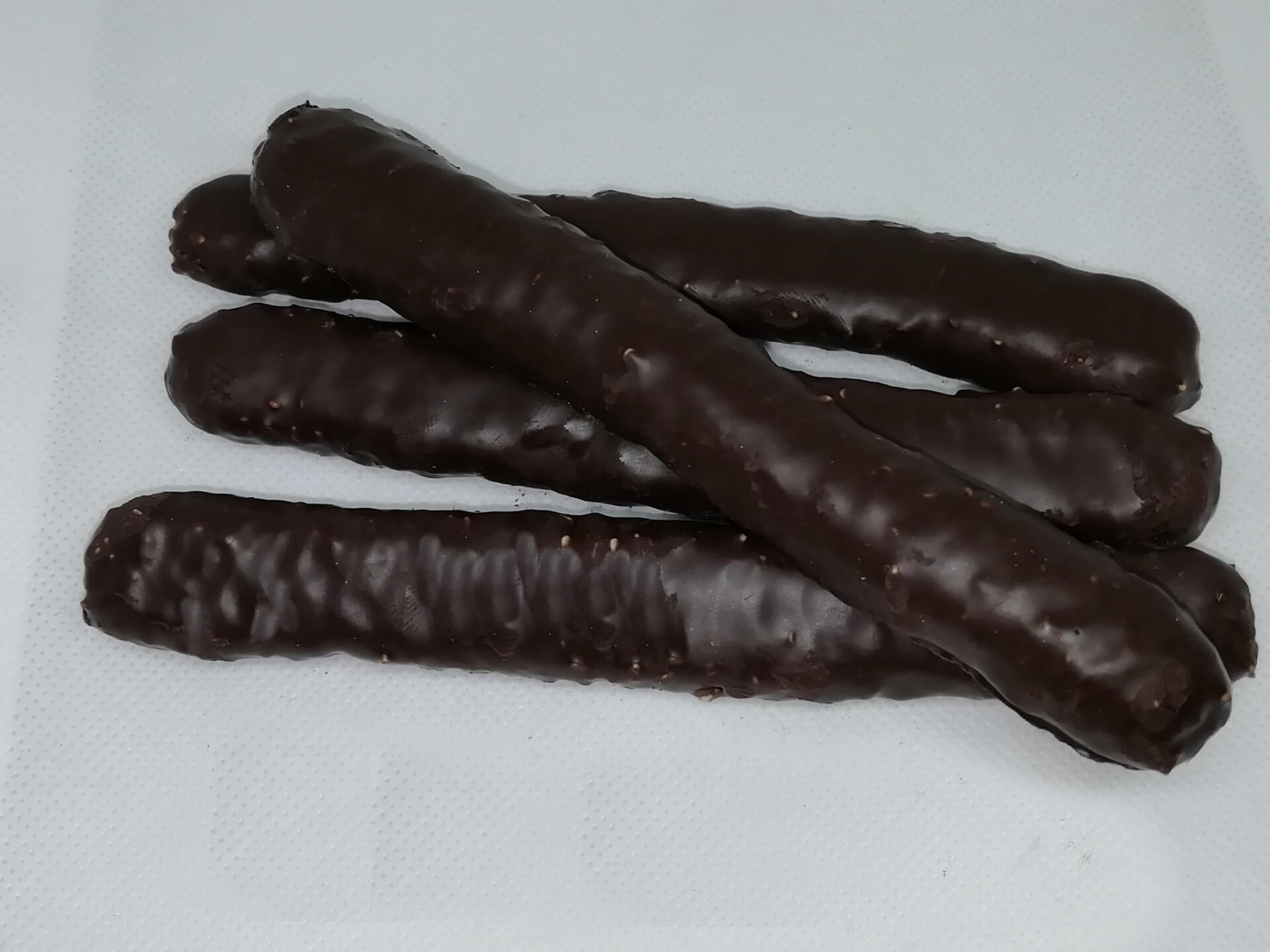 CHOCO SESAME BREADSTICKS