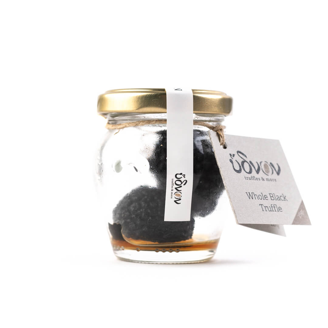 Ολόκληρες μαύρες τρούφες