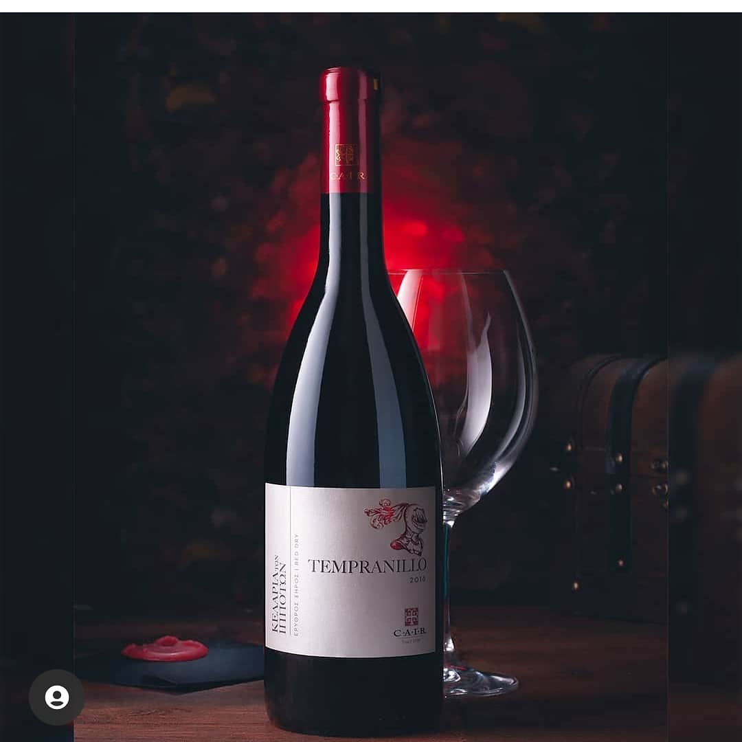 TEMPRANILLO  / ΚΕΛΑΡΙ ΤΩΝ ΙΠΠΟΤΩΝ