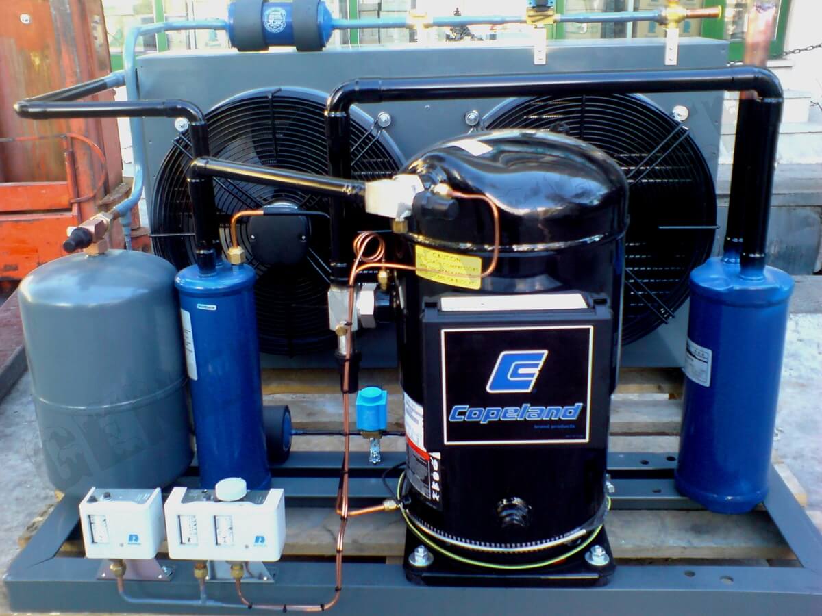 REFRIGERATING MACHINE