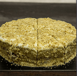 AMERICAN STYLE CARROT CAKE