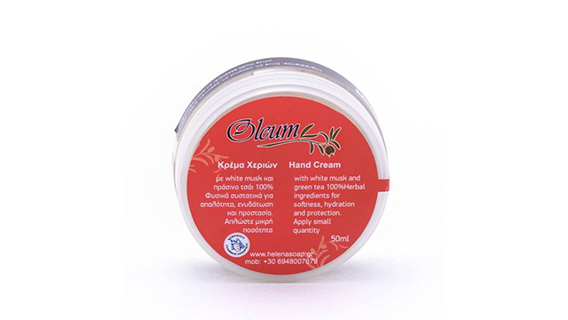 Hand cream with white musk and green tea