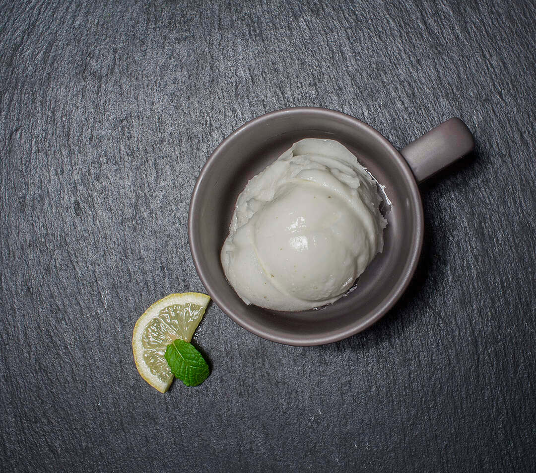 Σορμπέ λεμόνι με δυόσμο