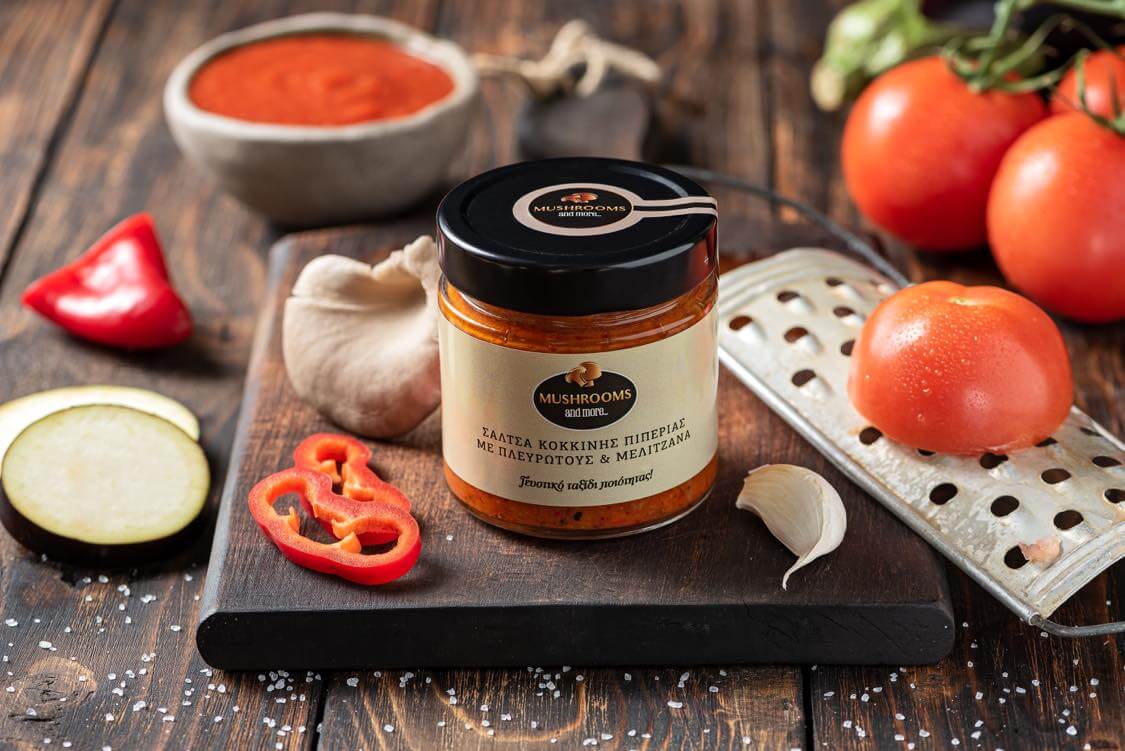 PEPPER SAUCE WITH PLEUROTOYS & EGGPLANT