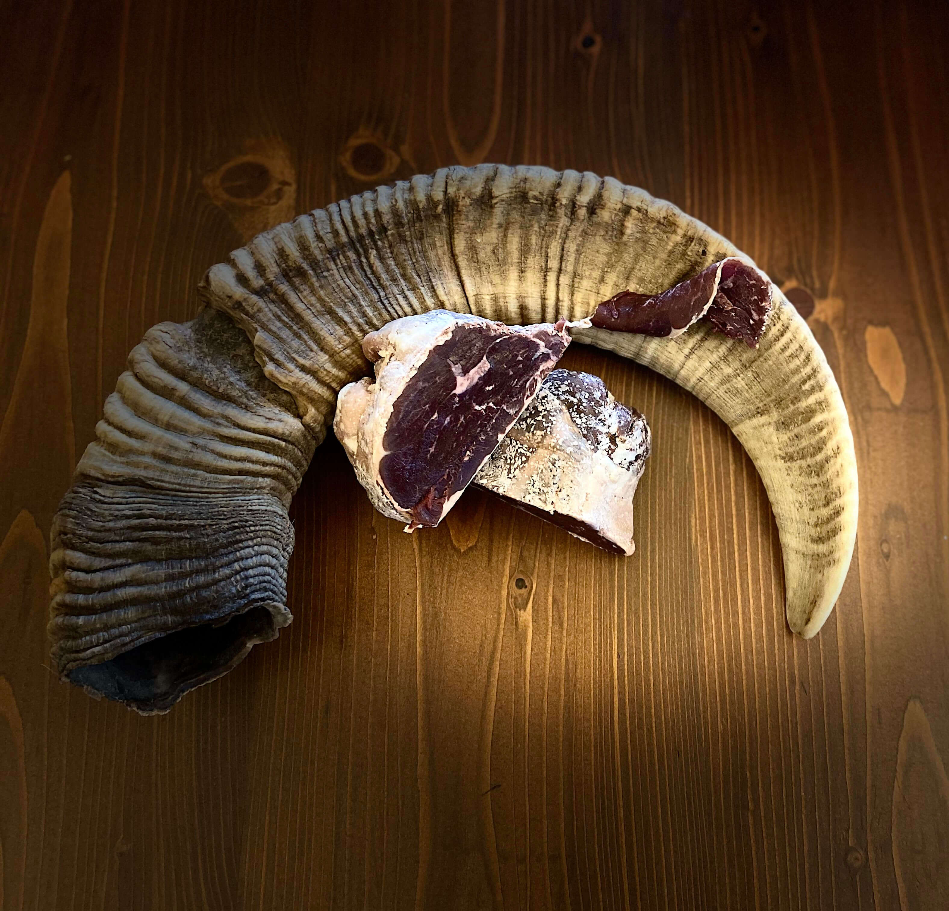 BOURAZANI MOUFLON ΤΥΠΟΥ PROSCIUTTO