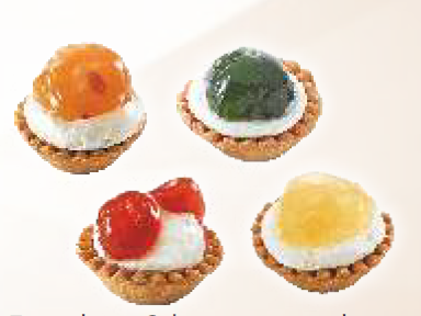 Mini tarts with fruits