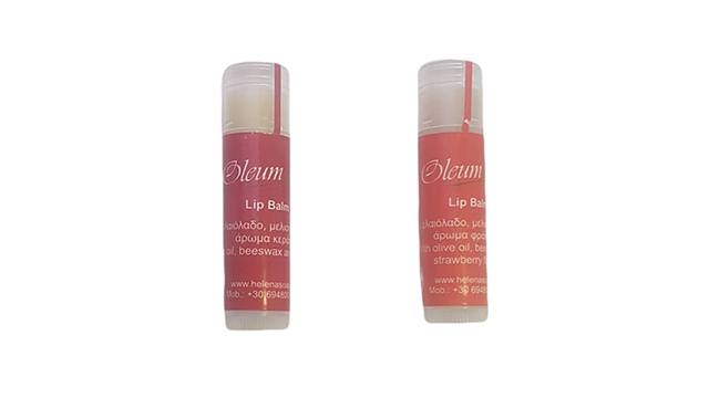 Lip balm with favor strawberry or cherry