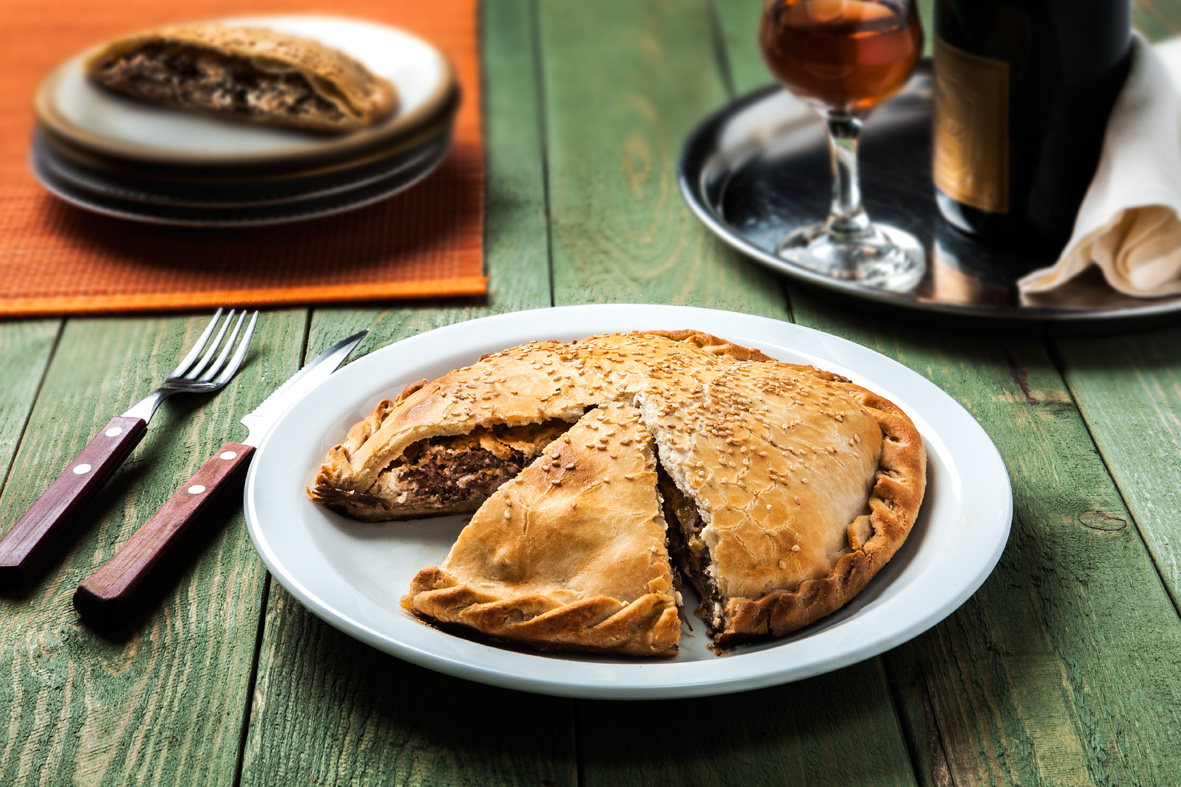 ΚΡΕΑΤΟΠΙΤΑ