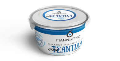 Γιαούρτι Γιαννιώτ'κο στην τσαντίλα στραγγιστό