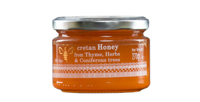 ΚΡΗΤΙΚΟ ΜΕΛΙ ΜΕ ΘΥΜΑΡΙ & ΒΟΤΑΝΑ