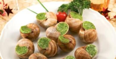 Snails with burgundy filling