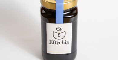 Organic honey From Oak Trees And Wild Flowers Photo 