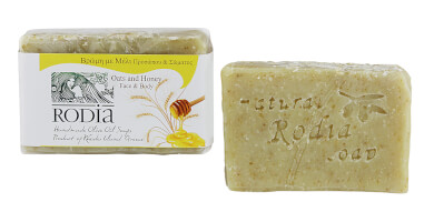 Face Scrub olive oil soap with Honey – Oats and essential Sweet Orange – Geranium.