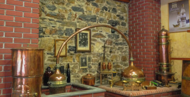 Ouzo Giokarini Photo 4