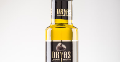 Extra Virgin olive oil with black truffle flavor
