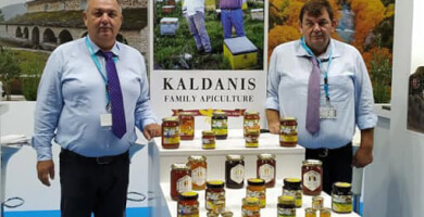 KALDANIS FAMILY APICULTURE Photo 4