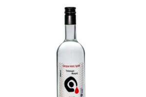 grape marc spirit makri 700 ML