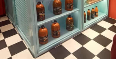 PLAZA ICE CREAM Photo 5