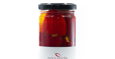 Moustopiperia with Cheese