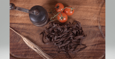 NOODLES WITH LOCUST BEANS FLOUR