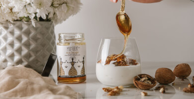 Θυμαρίσιο μέλι με αρωματικά βότανα και πεύκο ''MITERRA - ΓΗ ΜΟΥ'' Φωτογραφία 