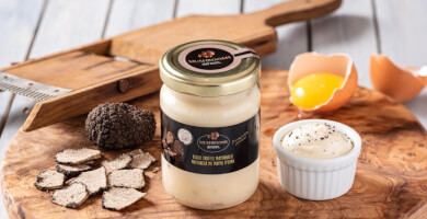 MAYONNAISE WITH BLACK TRUFFLE