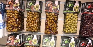 GREEN OLIVES 250 GR