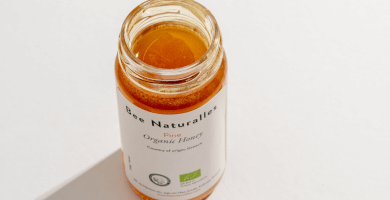 ΒΙΟΛΟΓΙΚΟ ΜΕΛΙ ΠΕΥΚΟΥ Φωτογραφία 