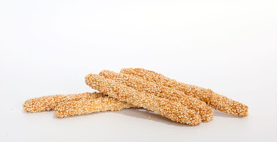 BREADSTICKS WITH SESAME SEEDS