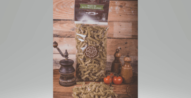 FUSILLI WITH BASIL AND GARLIC